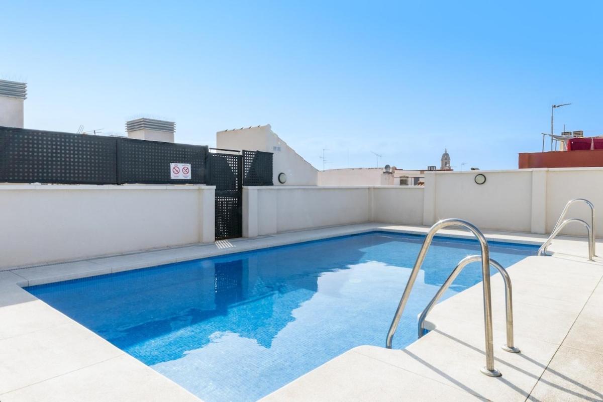 -Malagasunapts- Privateterrace Freeparking Pool Exterior photo